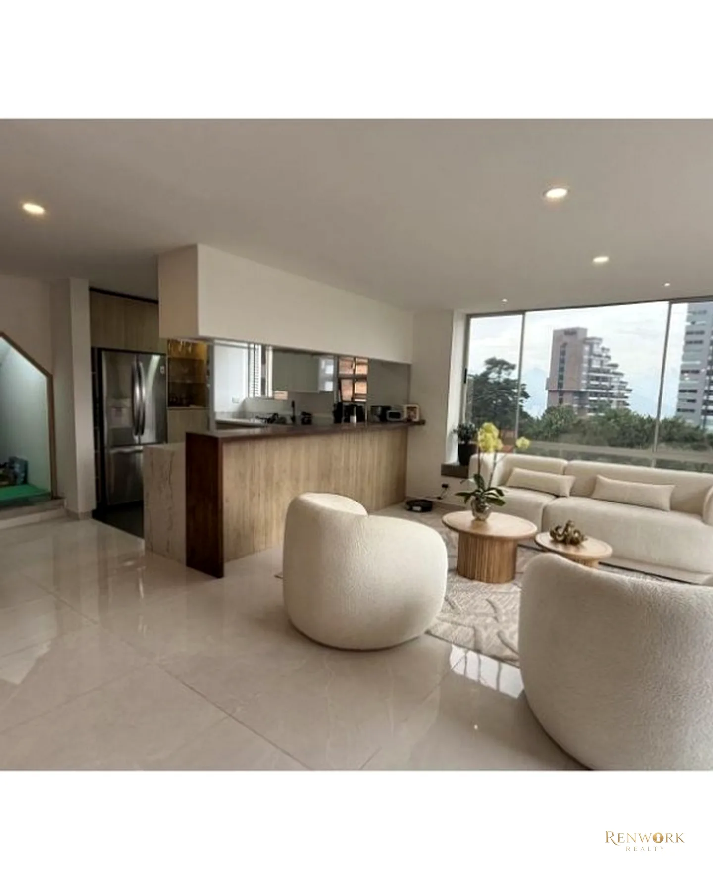 APARTAMENTO EN VENTA EL POBLADO · foto 2