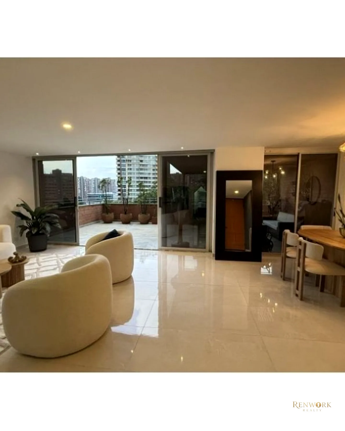 APARTAMENTO EN VENTA EL POBLADO · foto 1