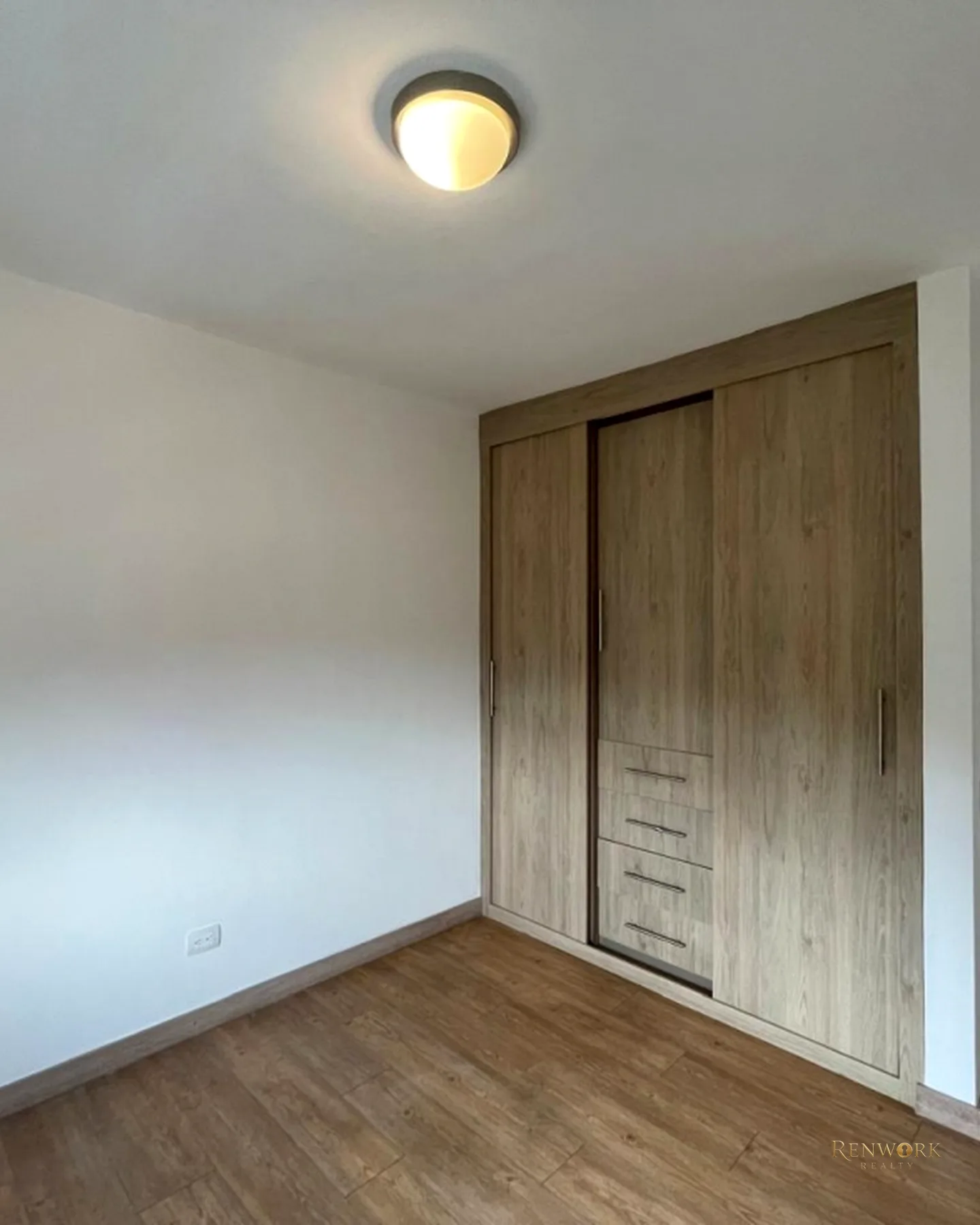 APARTAMENTO EN VENTA EL POBLADO LOMA DE SAN JULIAN · foto 12