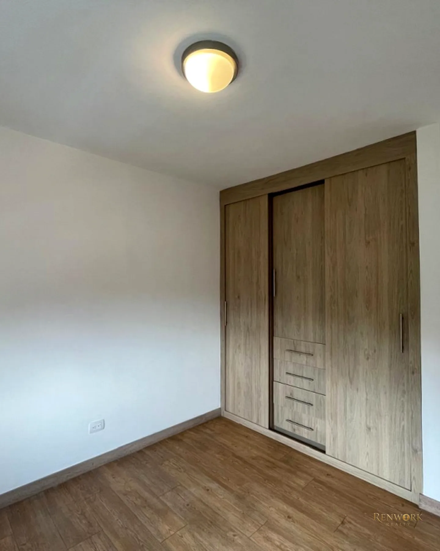 APARTAMENTO EN VENTA EL POBLADO LOMA DE SAN JULIAN · foto 11