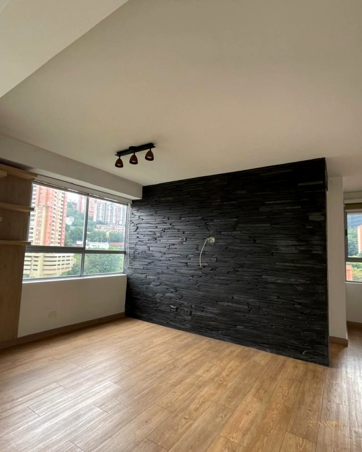 APARTAMENTO EN VENTA EL POBLADO LOMA DE SAN JULIAN · foto 5