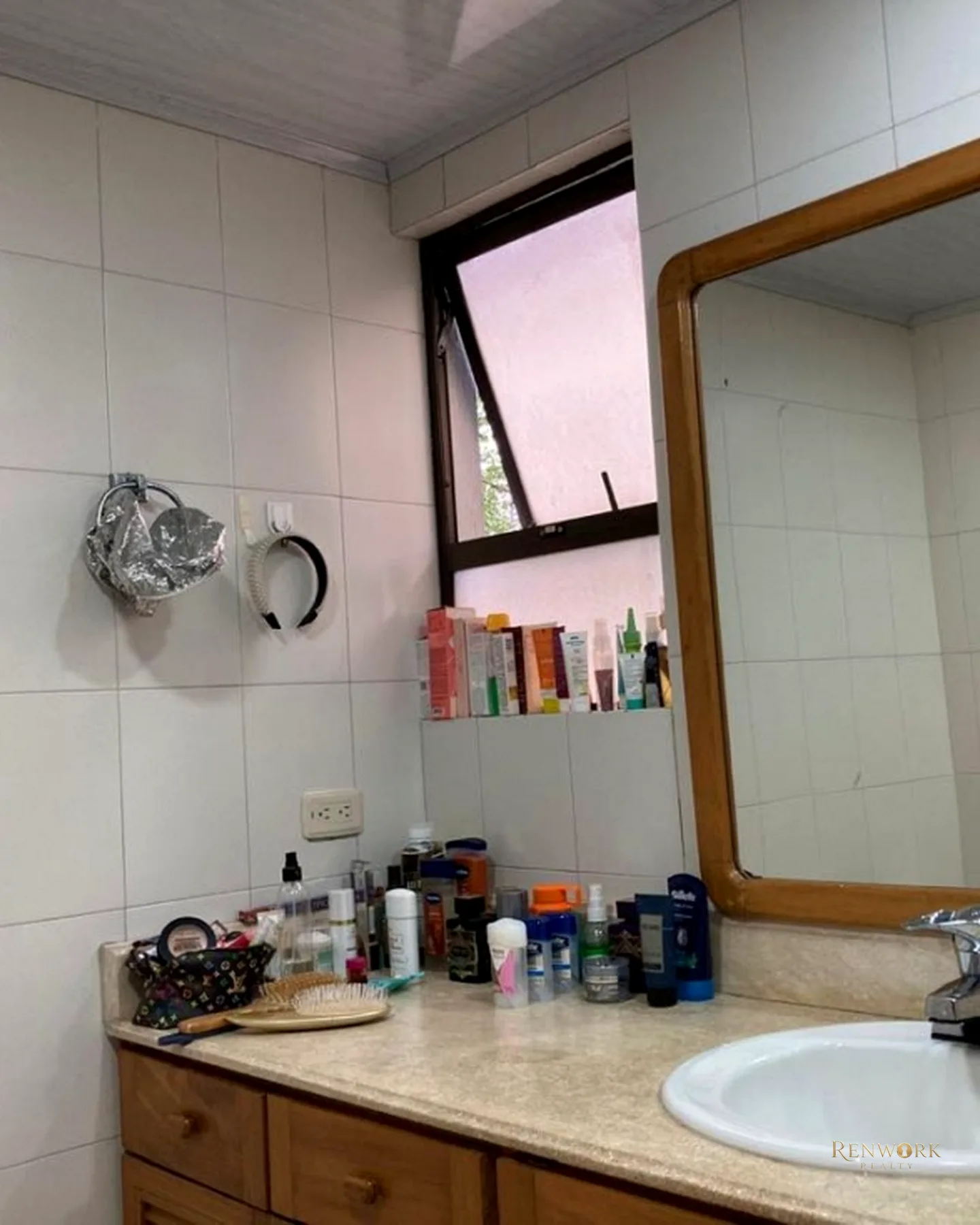 APARTAMENTO EN VENTA EL POBLADO LOS PARRA · foto 13