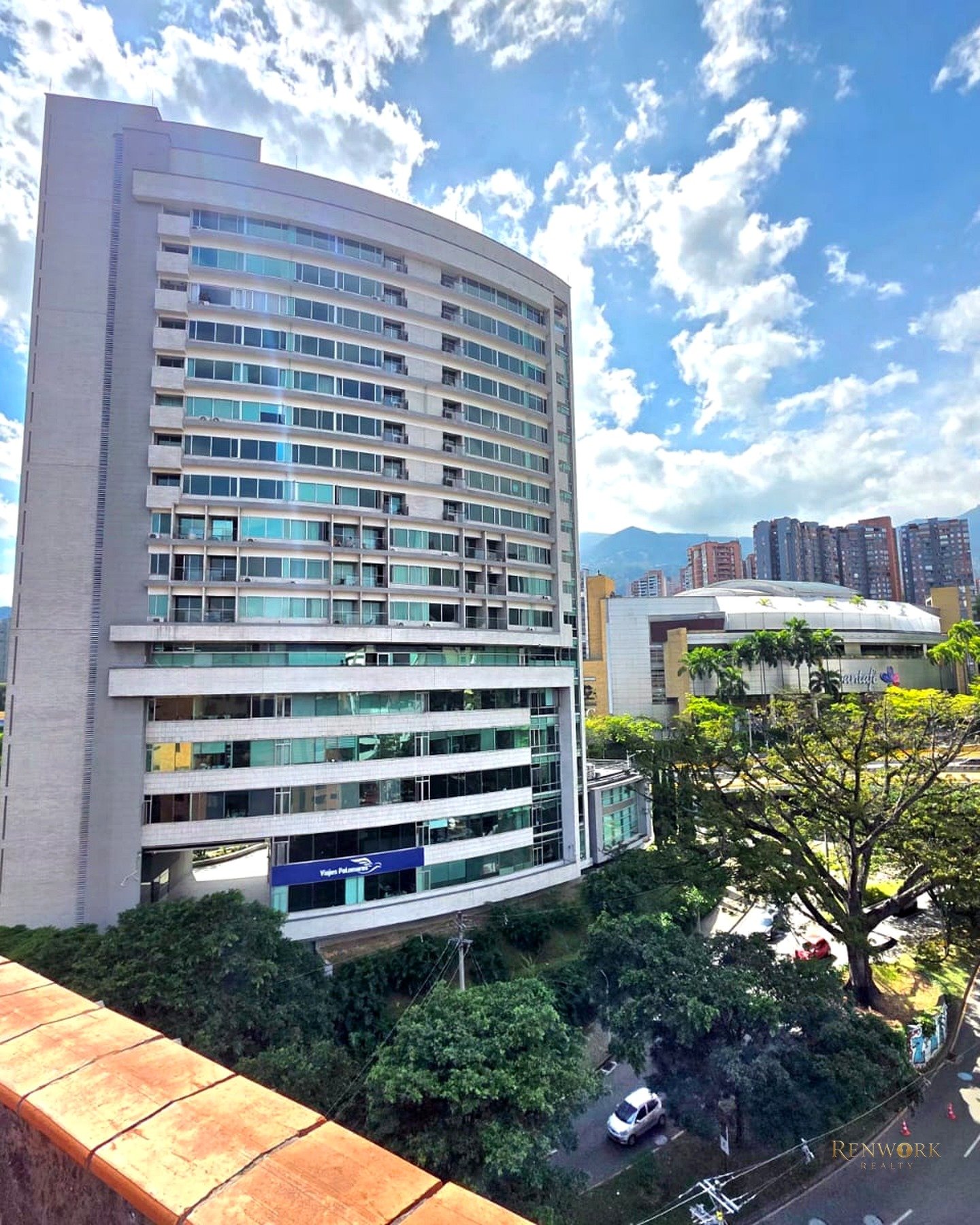 APARTAMENTO EN VENTA EL POBLADO MILLA DE ORO · foto 1