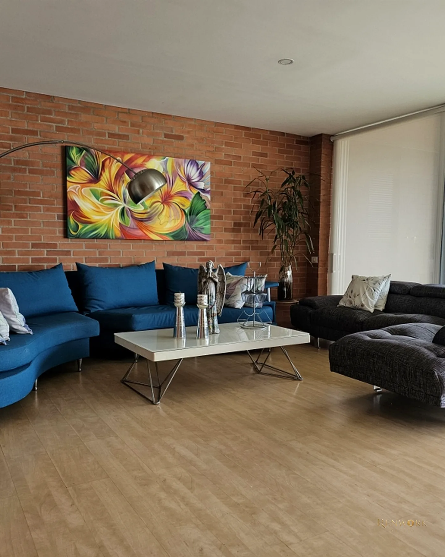 APARTAMENTO EN VENTA EL POBLADO MILLA DE ORO- PISO ALTO · foto 3