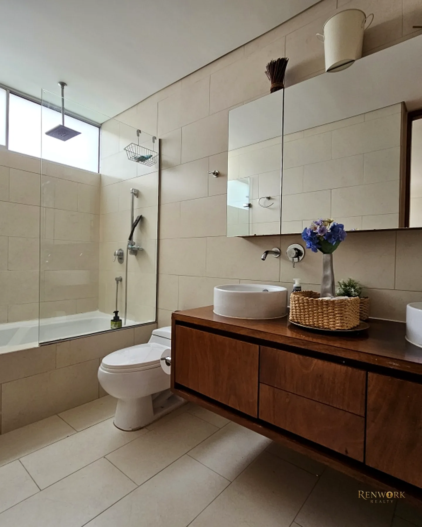 APARTAMENTO EN VENTA EL POBLADO MILLA DE ORO- PISO ALTO · foto 19
