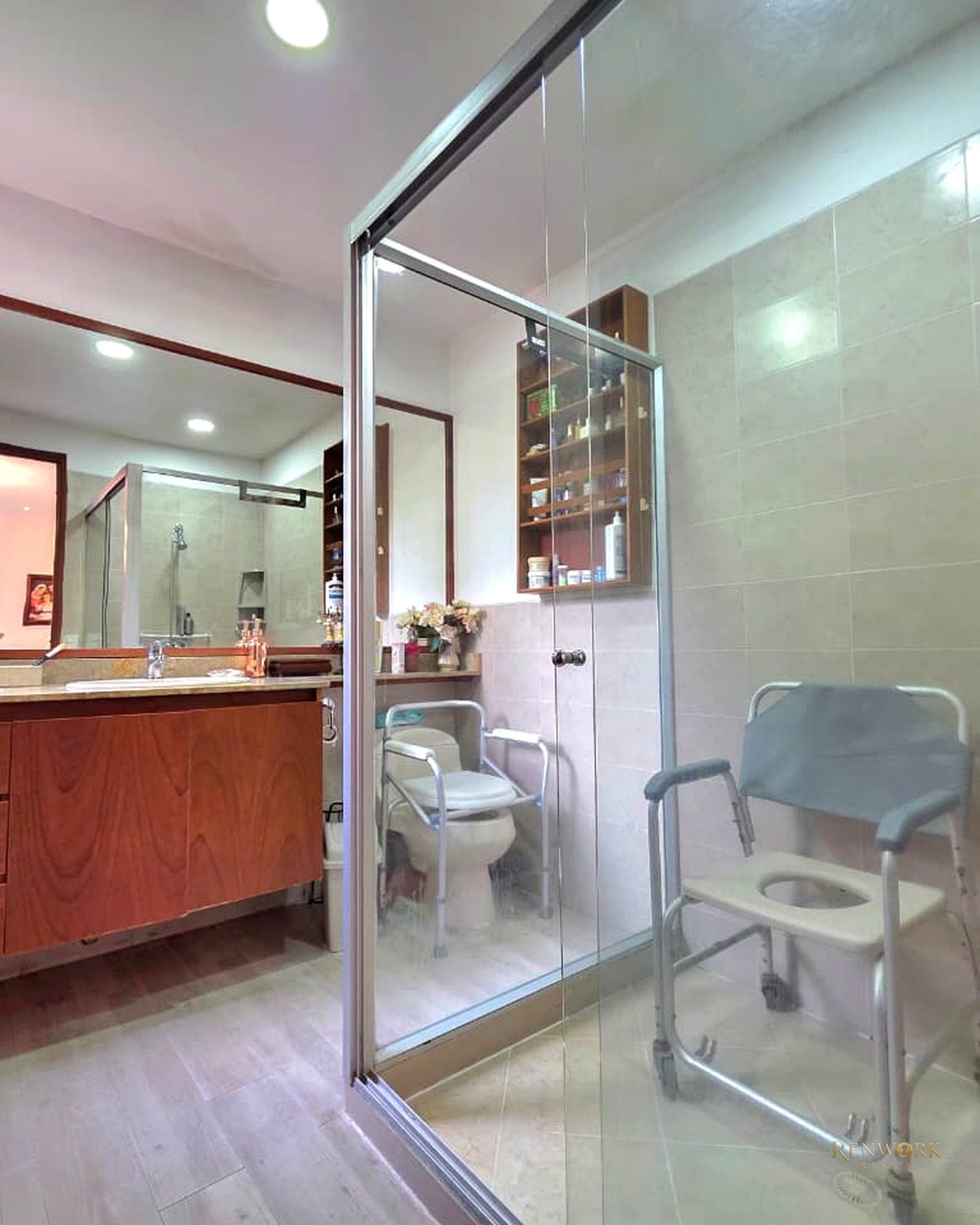 APARTAMENTO EN VENTA EL POBLADO SAN LUCAS · foto 10