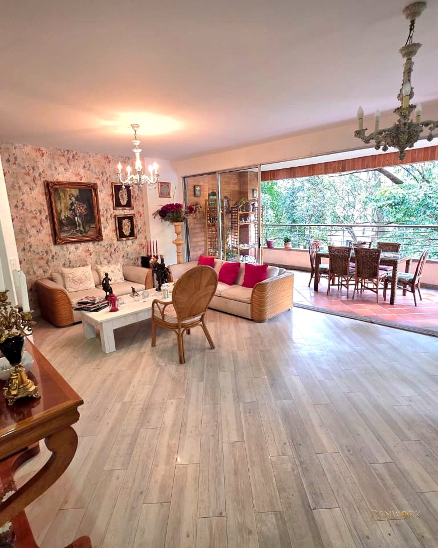 APARTAMENTO EN VENTA EL POBLADO SAN LUCAS · foto 2