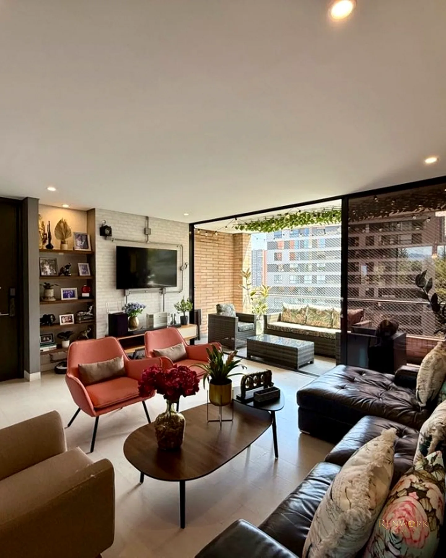 APARTAMENTO EN VENTA EL POBLADO SAN LUCAS · foto 3
