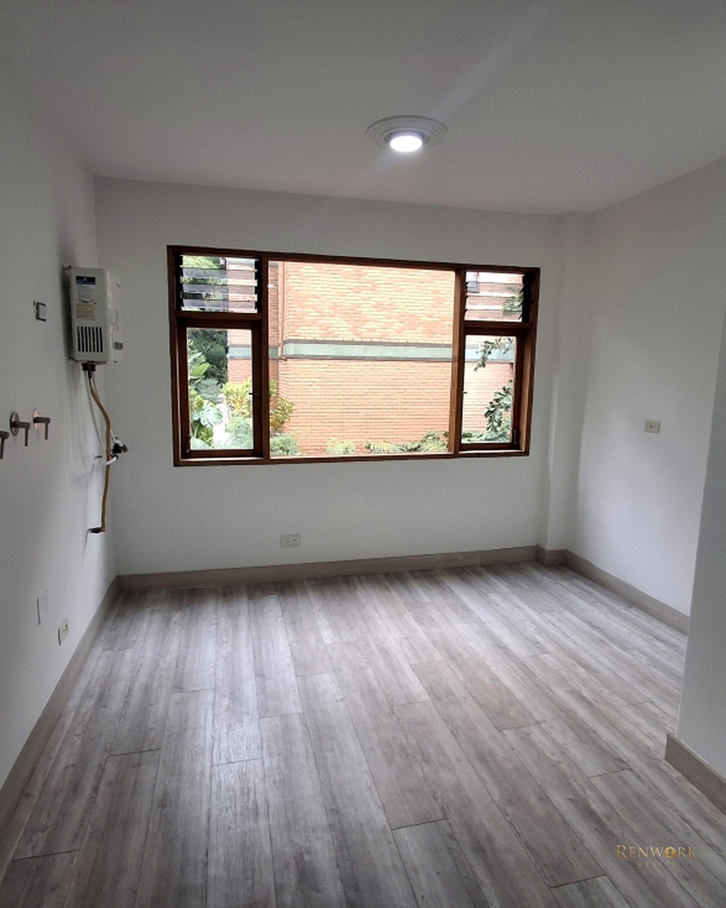 APARTAMENTO EN VENTA, EL POBLADO, SECTOR CASTROPOL · foto 7