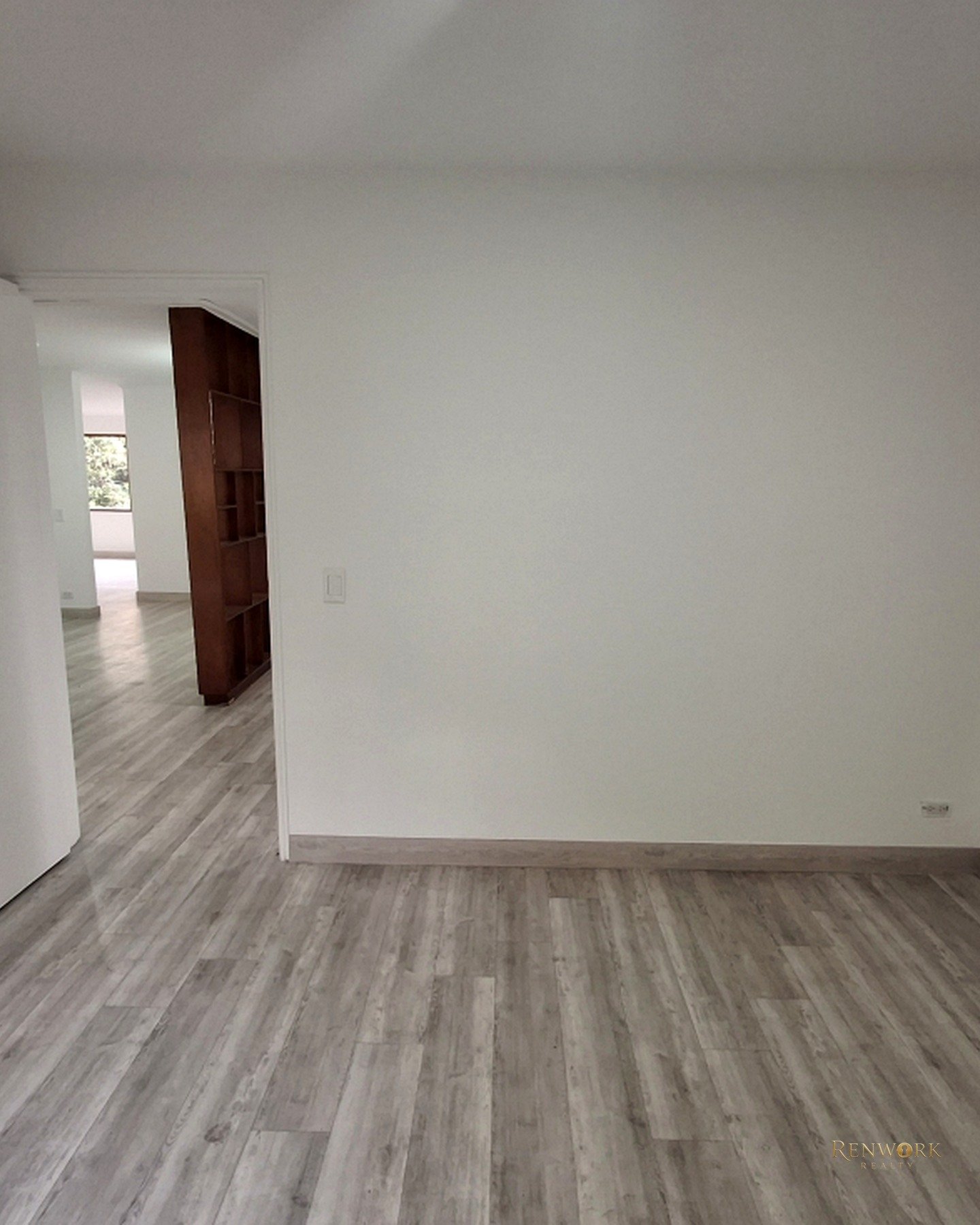 APARTAMENTO EN VENTA, EL POBLADO, SECTOR CASTROPOL · foto 23
