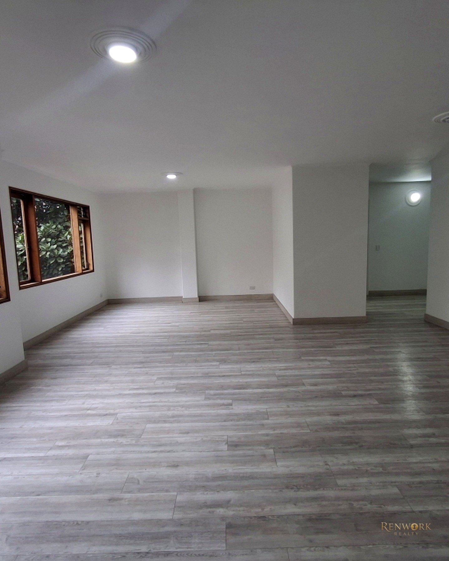 APARTAMENTO EN VENTA, EL POBLADO, SECTOR CASTROPOL · foto 3