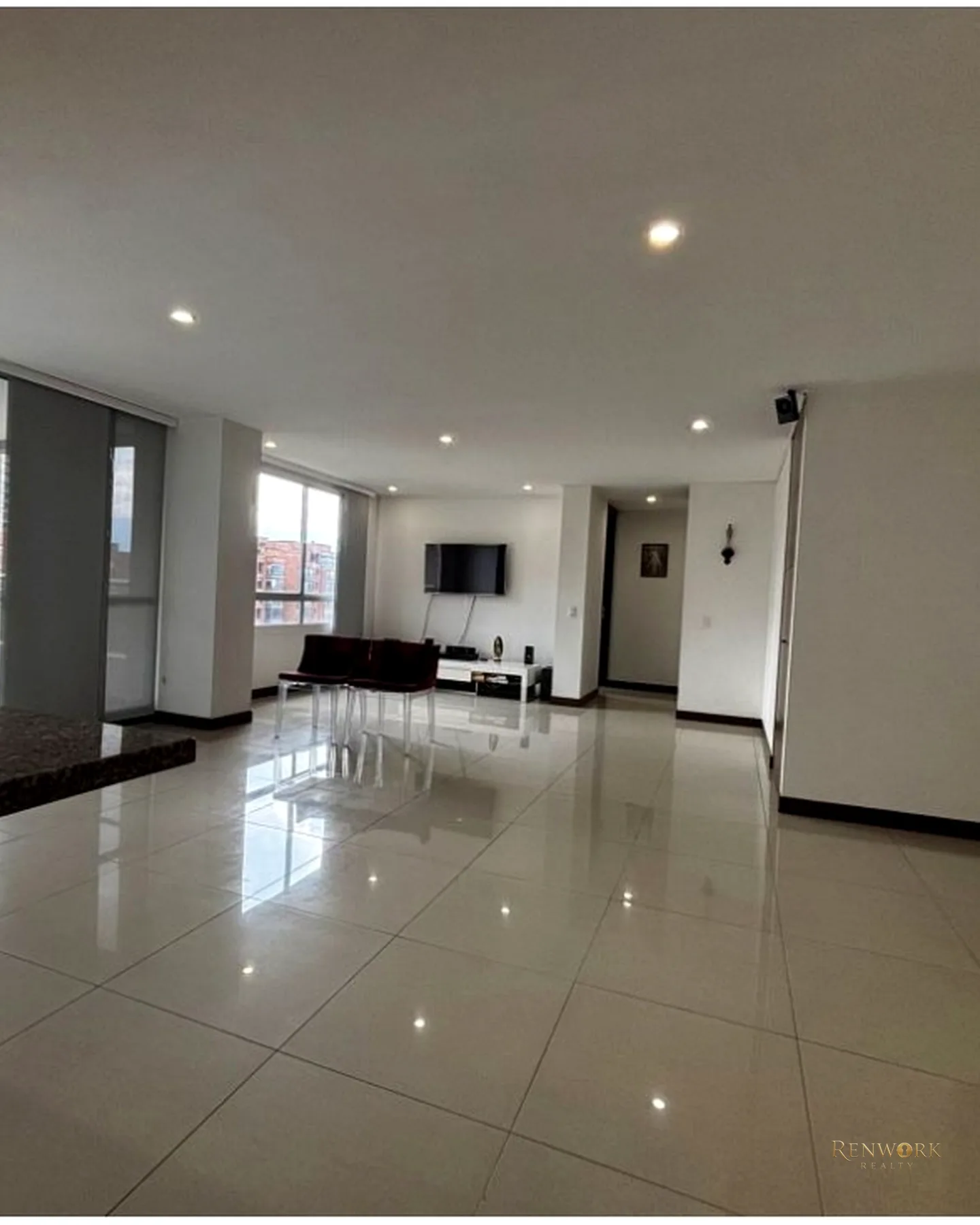 APARTAMENTO EN VENTA EL POBLADO SECTOR LOS BALSOS · foto 3