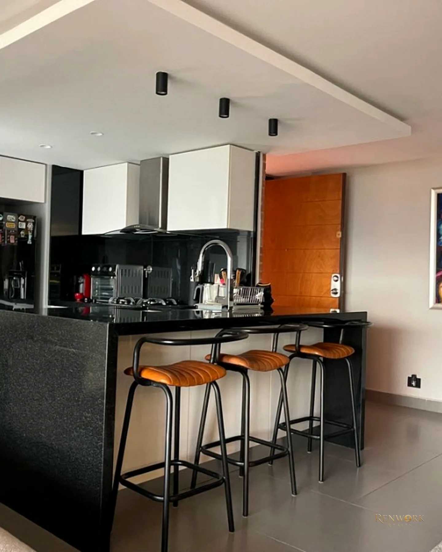APARTAMENTO EN VENTA, EL TESORO, EL POBLADO, MEDELLÍN · foto 2