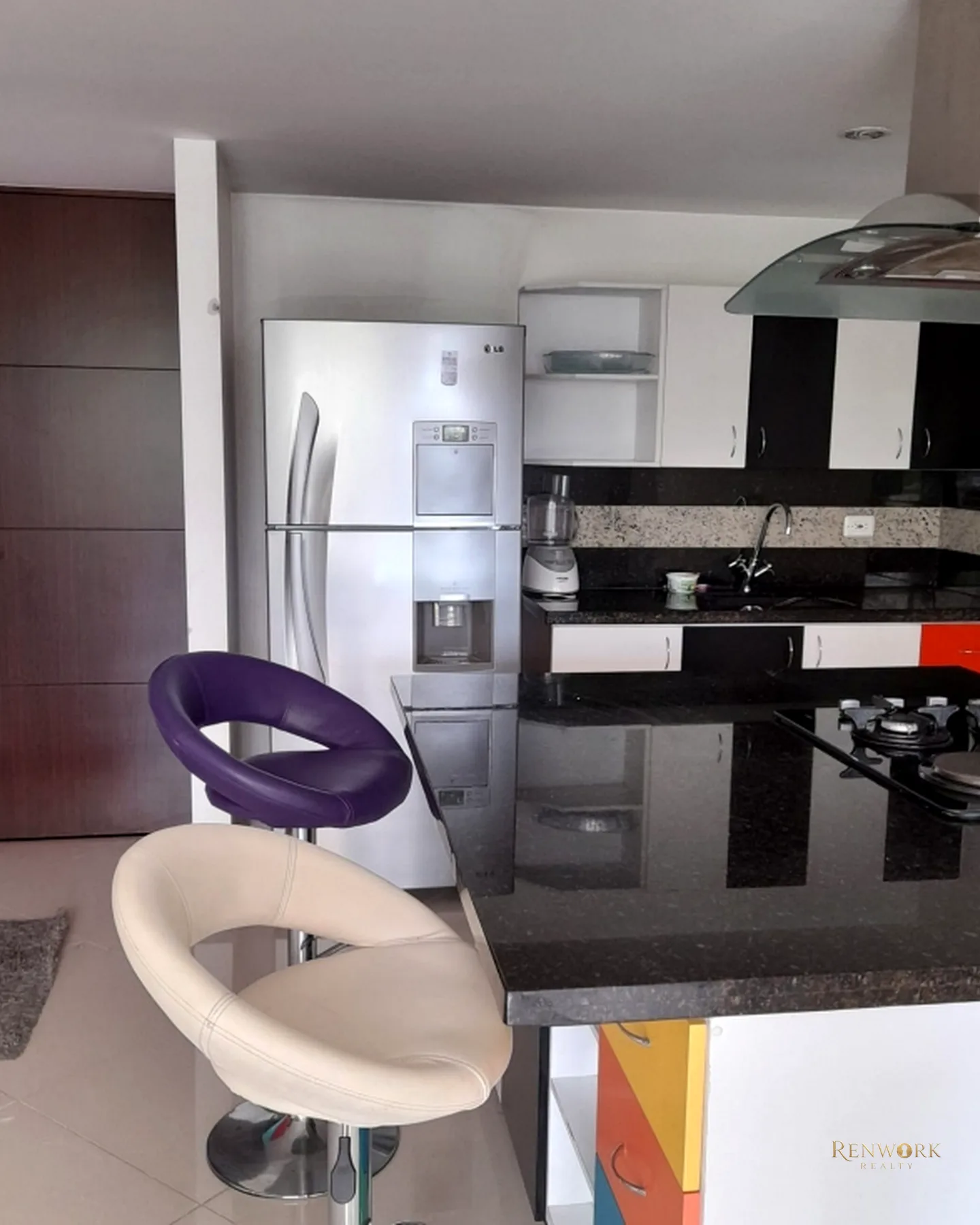 APARTAMENTO EN VENTA EN EL POBLADO LAS PALMAS MEDELLIN · foto 2