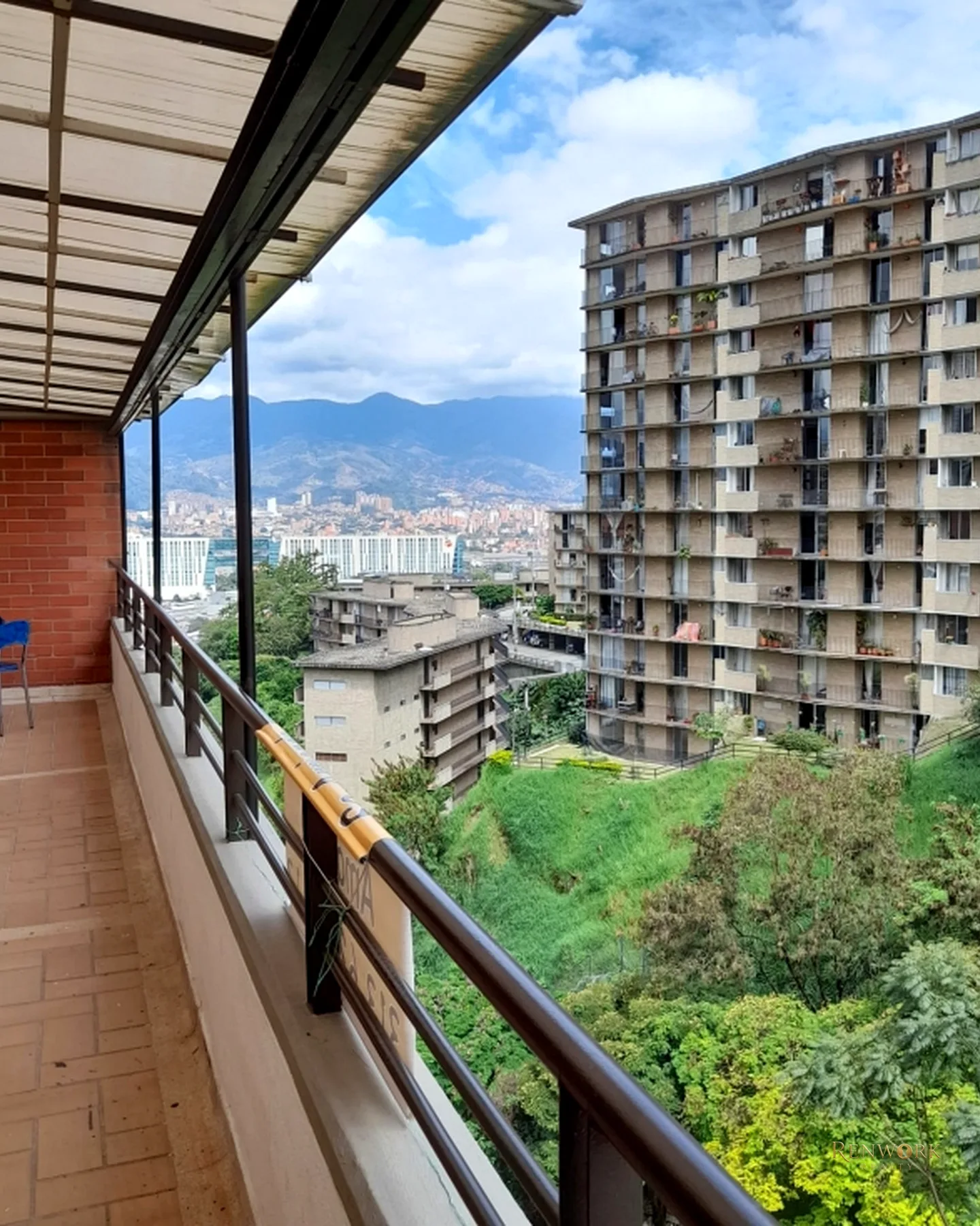 APARTAMENTO EN VENTA EN EL POBLADO LAS PALMAS MEDELLIN · foto 15