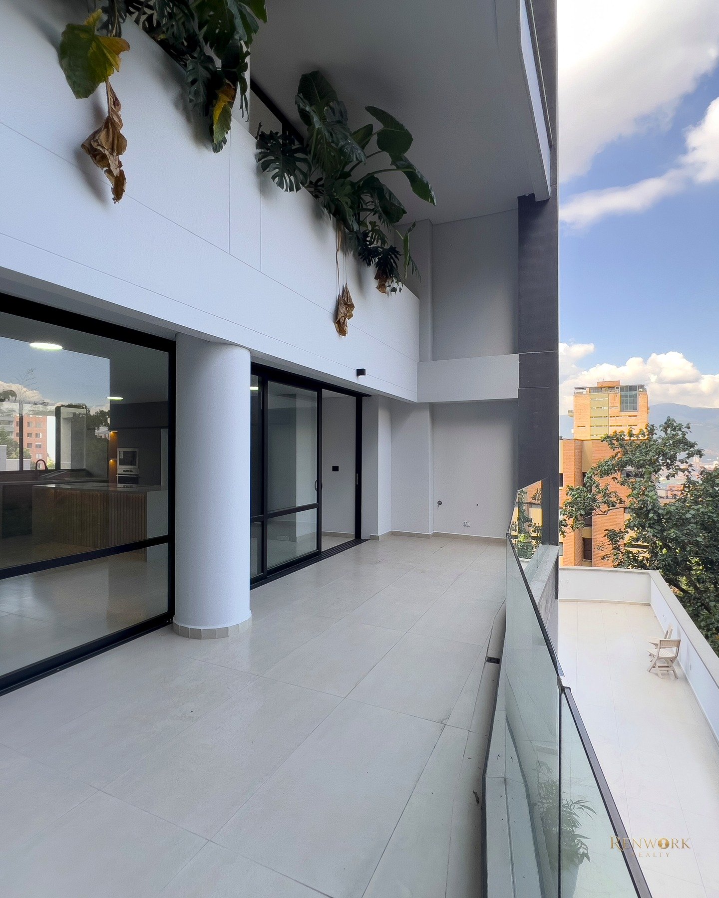 Vista de APARTAMENTO EN VENTA EN EL POBLADO MEDELLÍN CERCA DEL TESORO