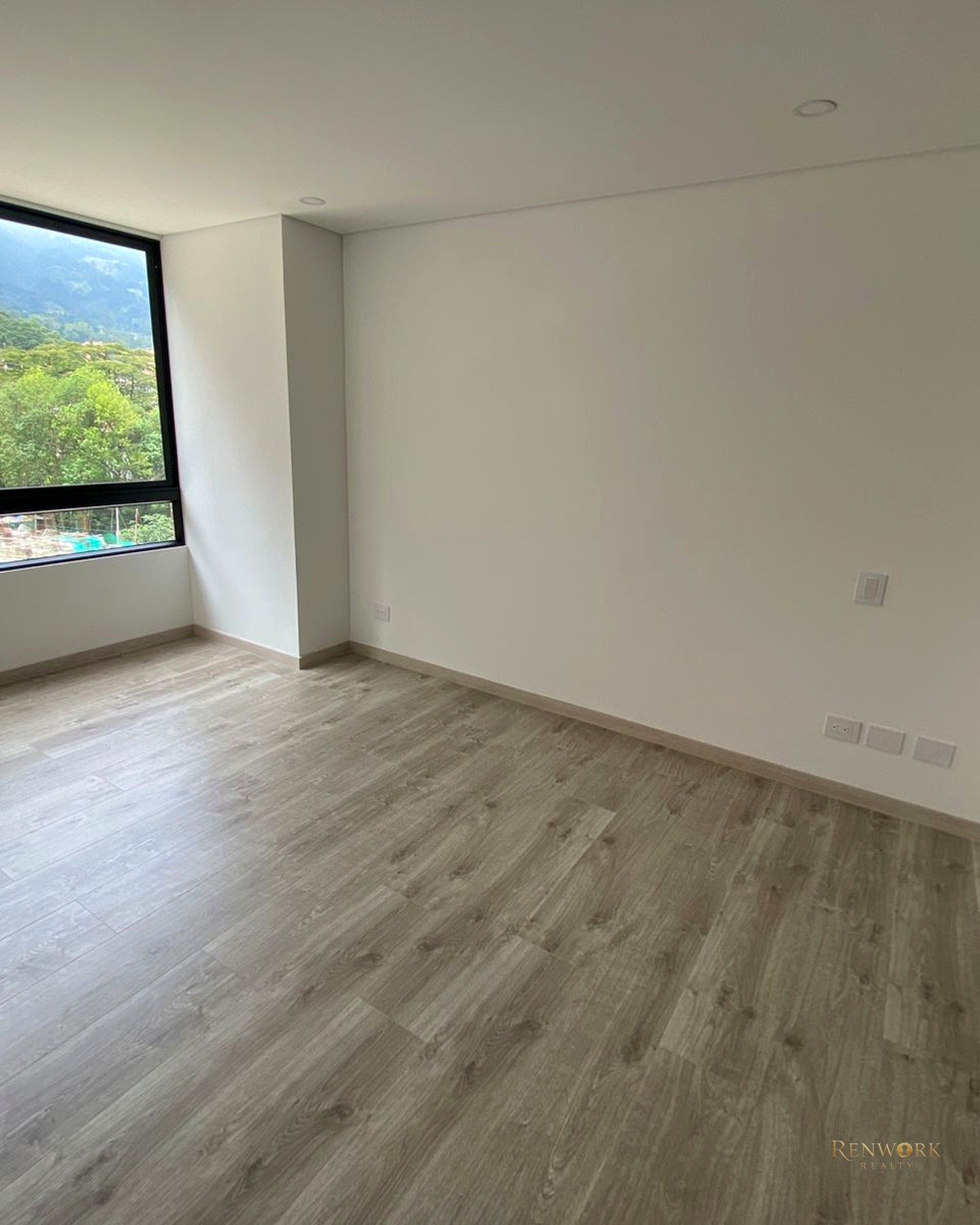APARTAMENTO EN VENTA EN EL POBLADO PALMAS MEDELLIN · foto 10