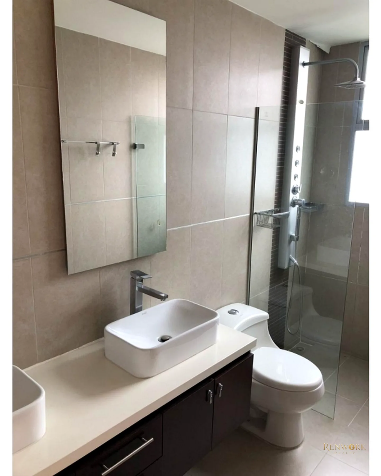 APARTAMENTO EN VENTA EN EL POBLADO SECTOR LALINDE · foto 11