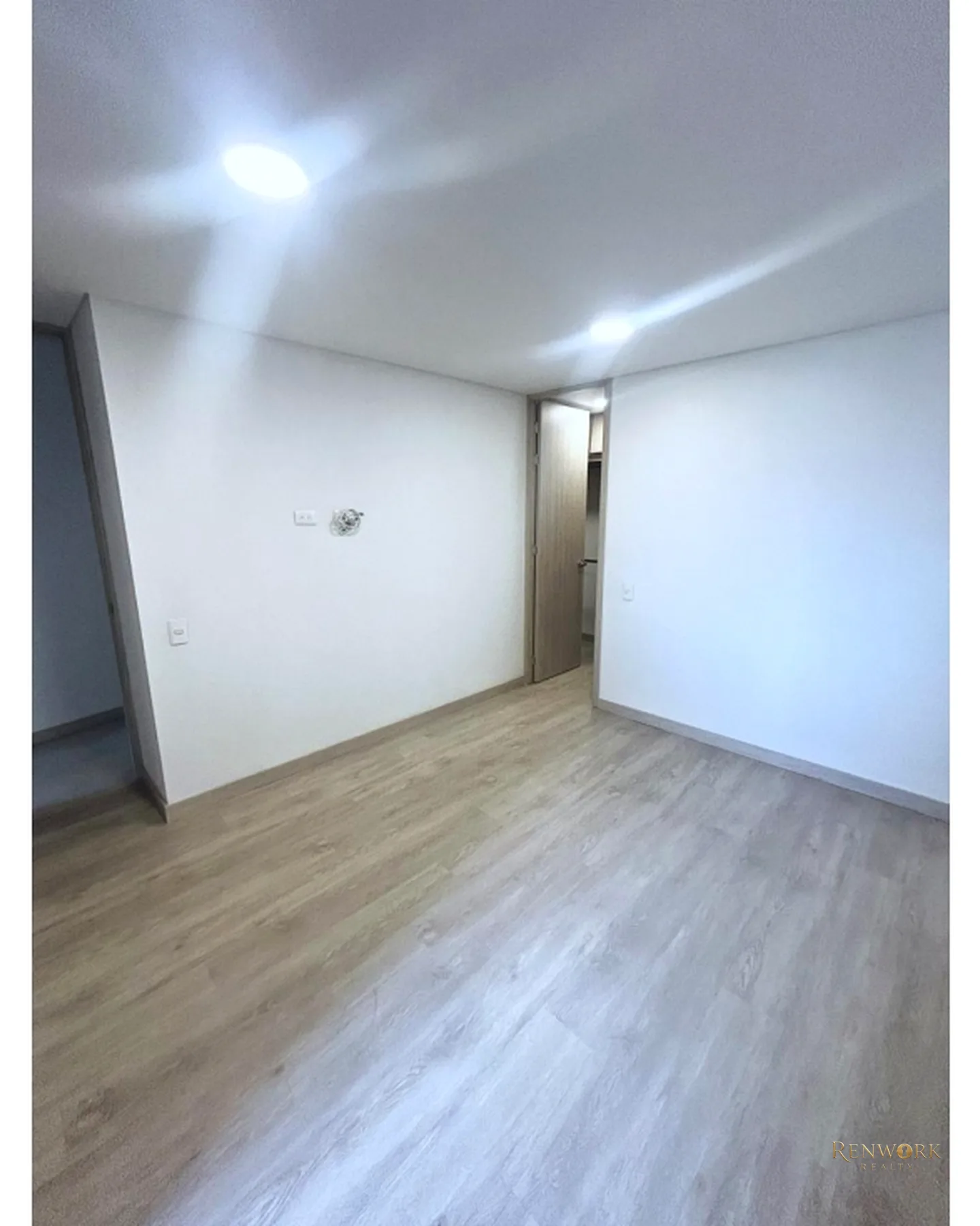 APARTAMENTO EN VENTA EN EL PORTAL, ENVIGADO · foto 5