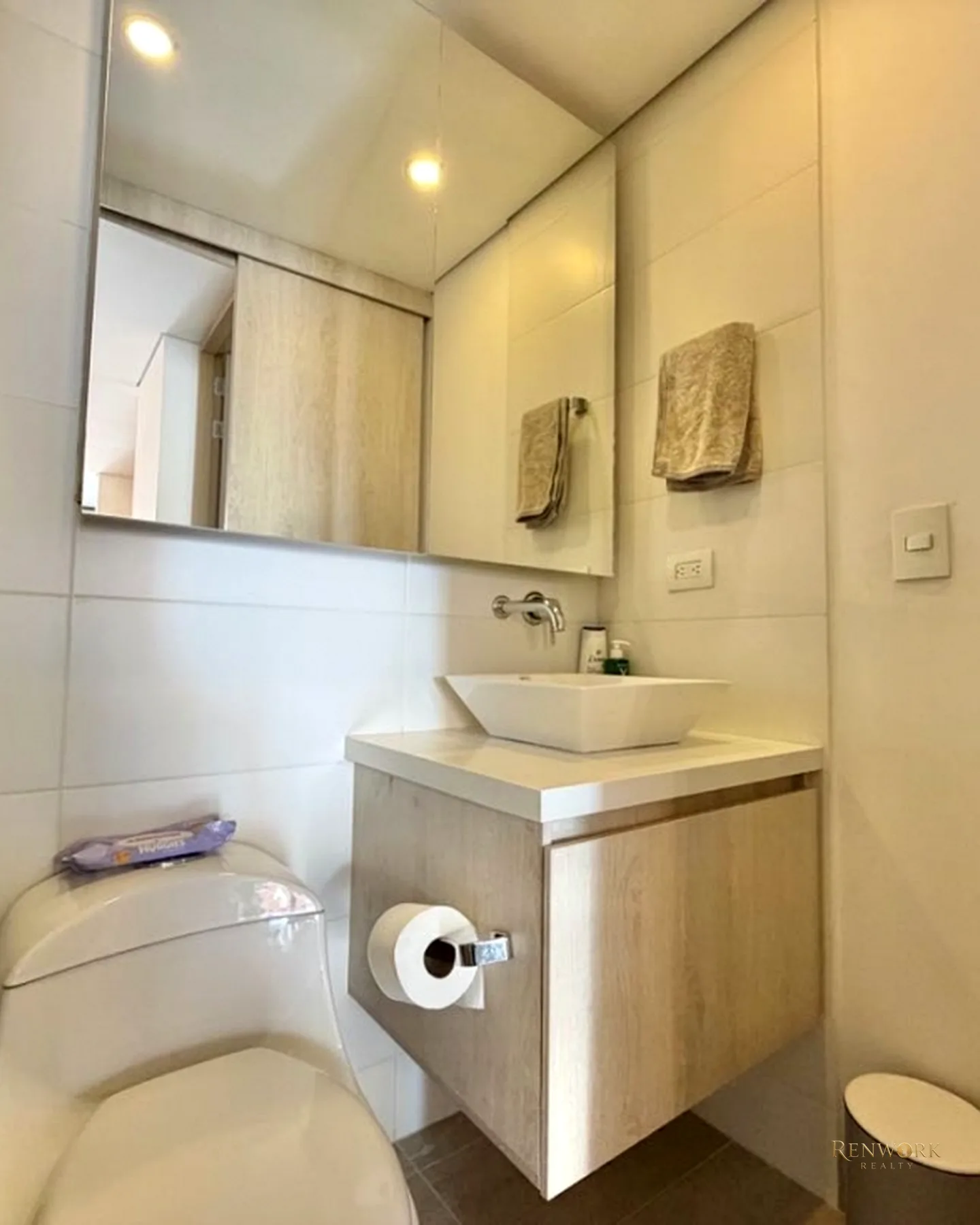 APARTAMENTO EN VENTA EN ENVIGADO - LOMA DE LAS BRUJAS · foto 9