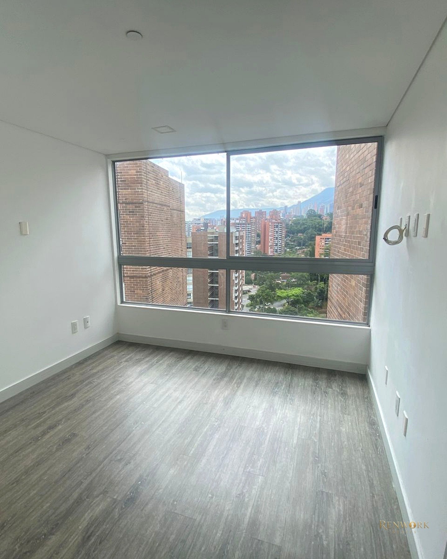 APARTAMENTO EN VENTA EN ENVIGADO LOMA DEL CHOCHO · foto 14