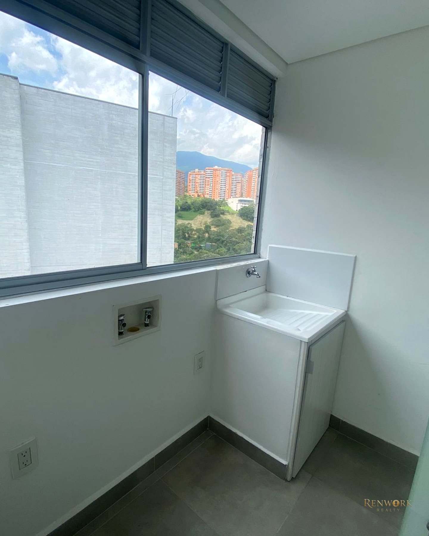APARTAMENTO EN VENTA EN ENVIGADO LOMA DEL CHOCHO · foto 23