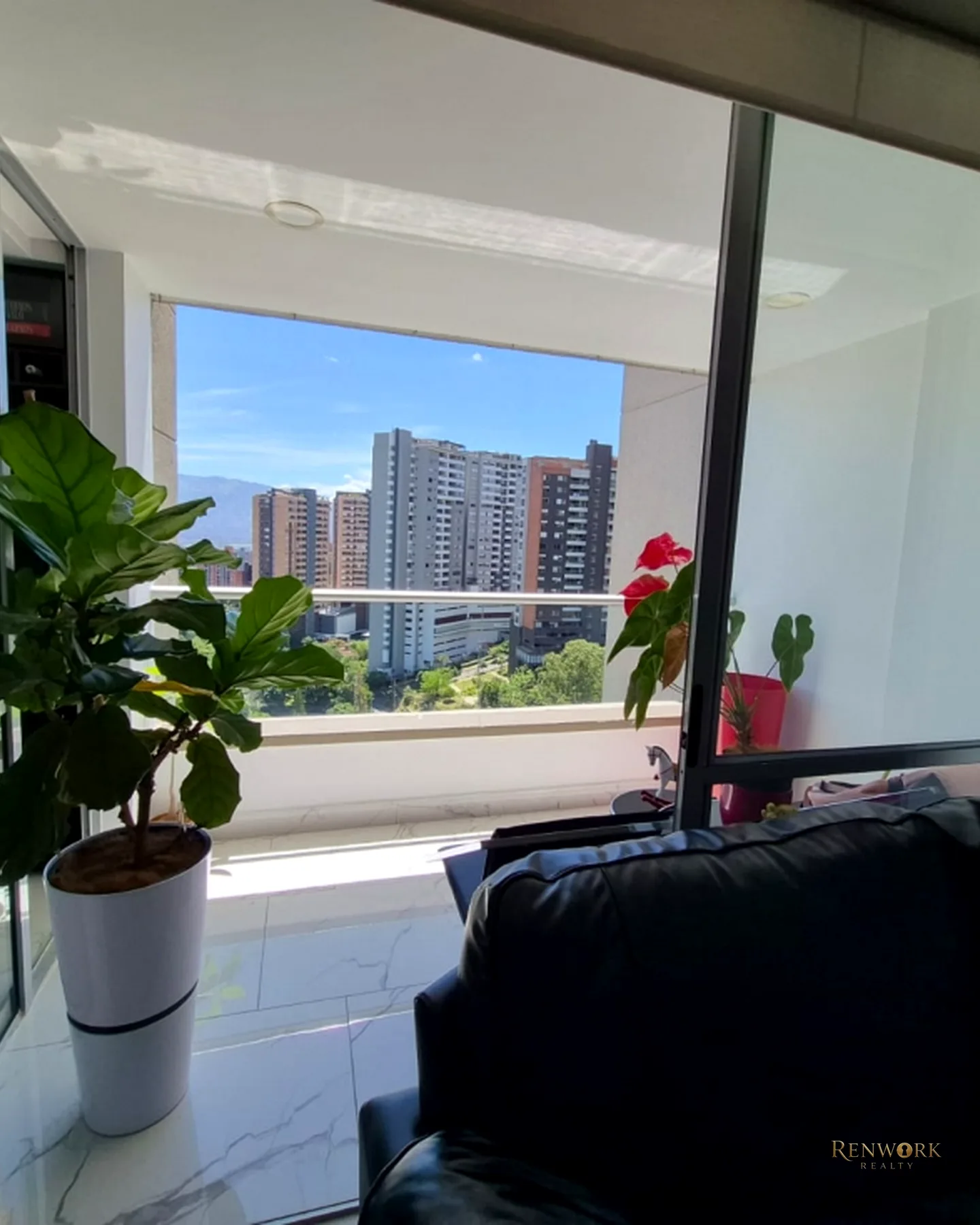 APARTAMENTO EN VENTA EN ENVIGADO SECTOR LOMA DEL CHOCHO · foto 10
