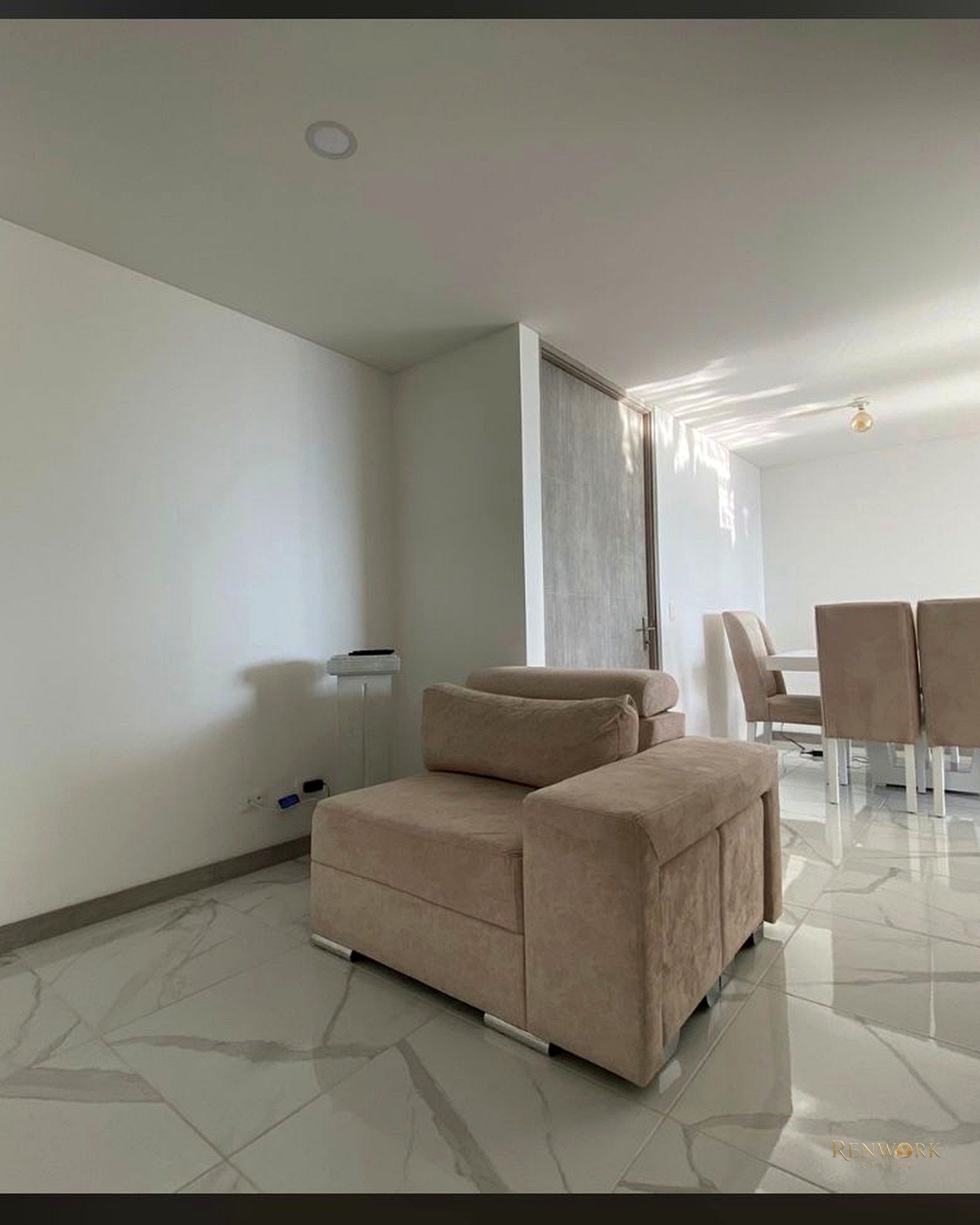 APARTAMENTO EN VENTA EN ENVIGADO SECTOR LOS MESA · foto 3