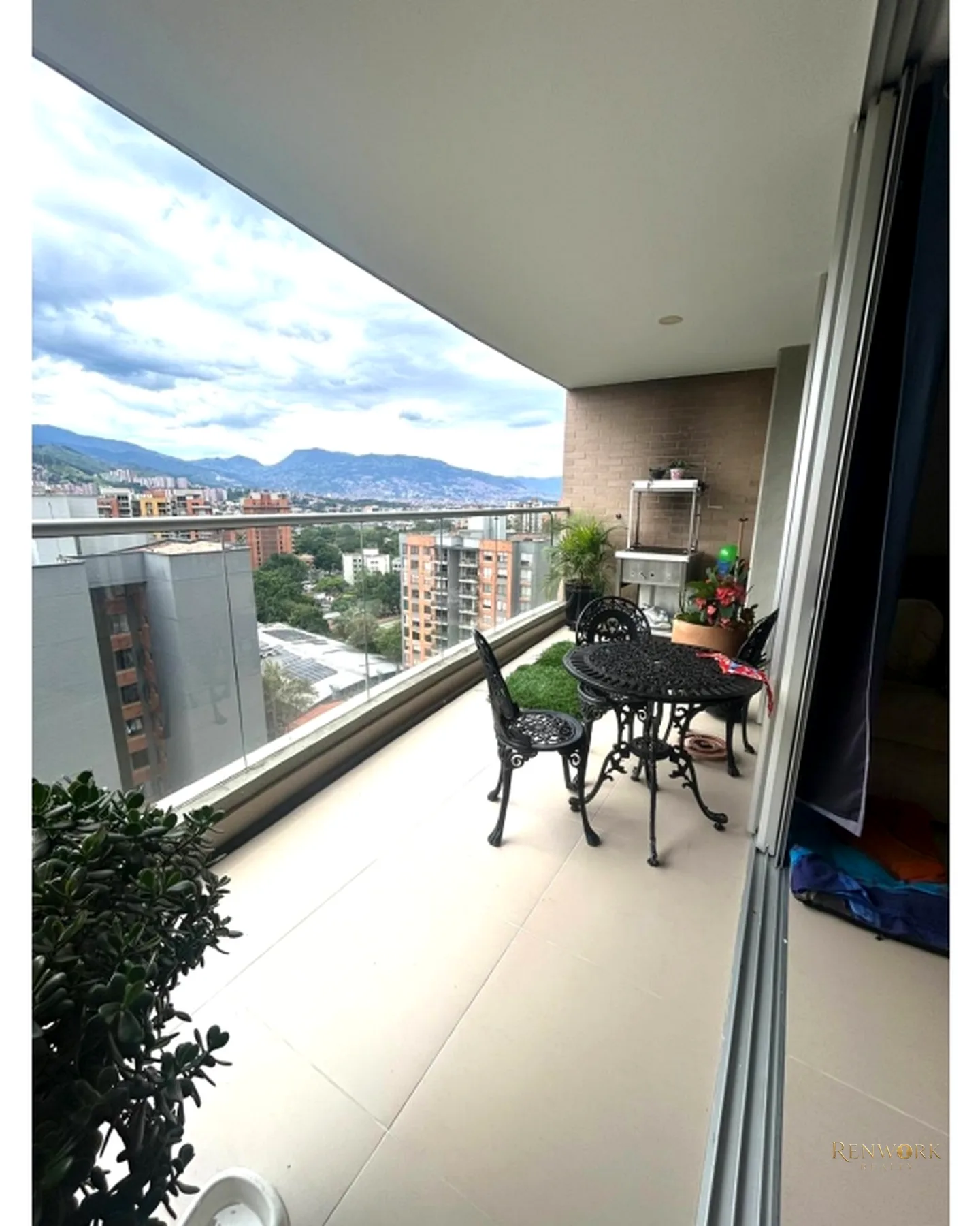 APARTAMENTO EN VENTA EN ENVIGADO | SECTOR PONTEVEDRA · foto 16