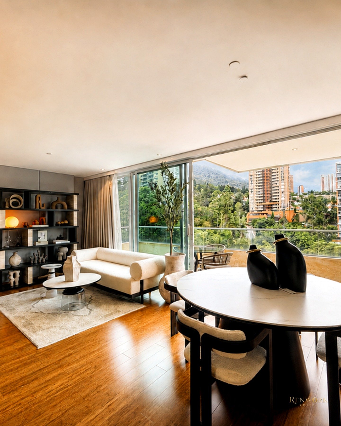 APARTAMENTO EN VENTA EN LA TORRE SUITES, MEDELLIN - EL POBLADO · foto 1