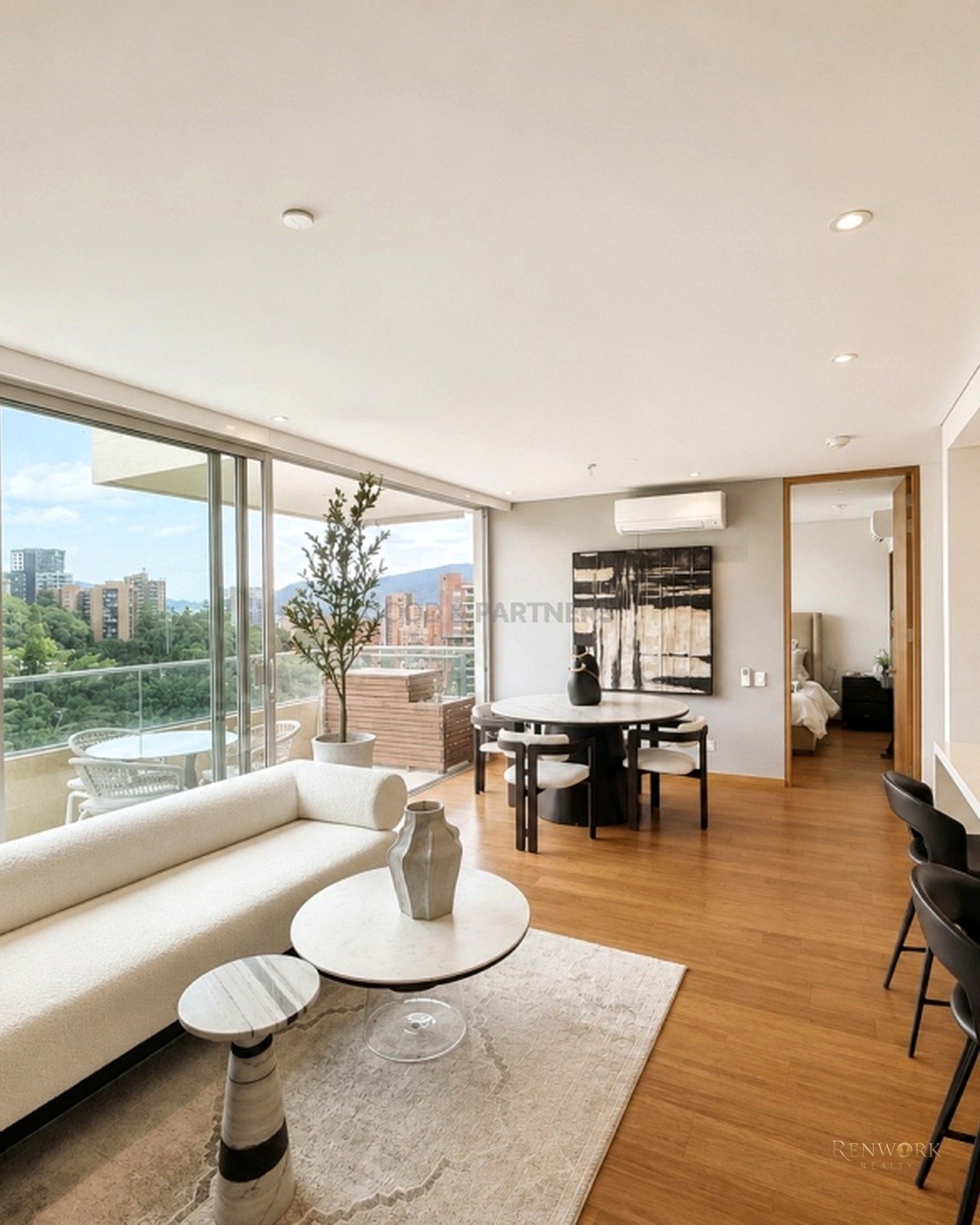 APARTAMENTO EN VENTA EN LA TORRE SUITES, MEDELLIN - EL POBLADO · foto 5