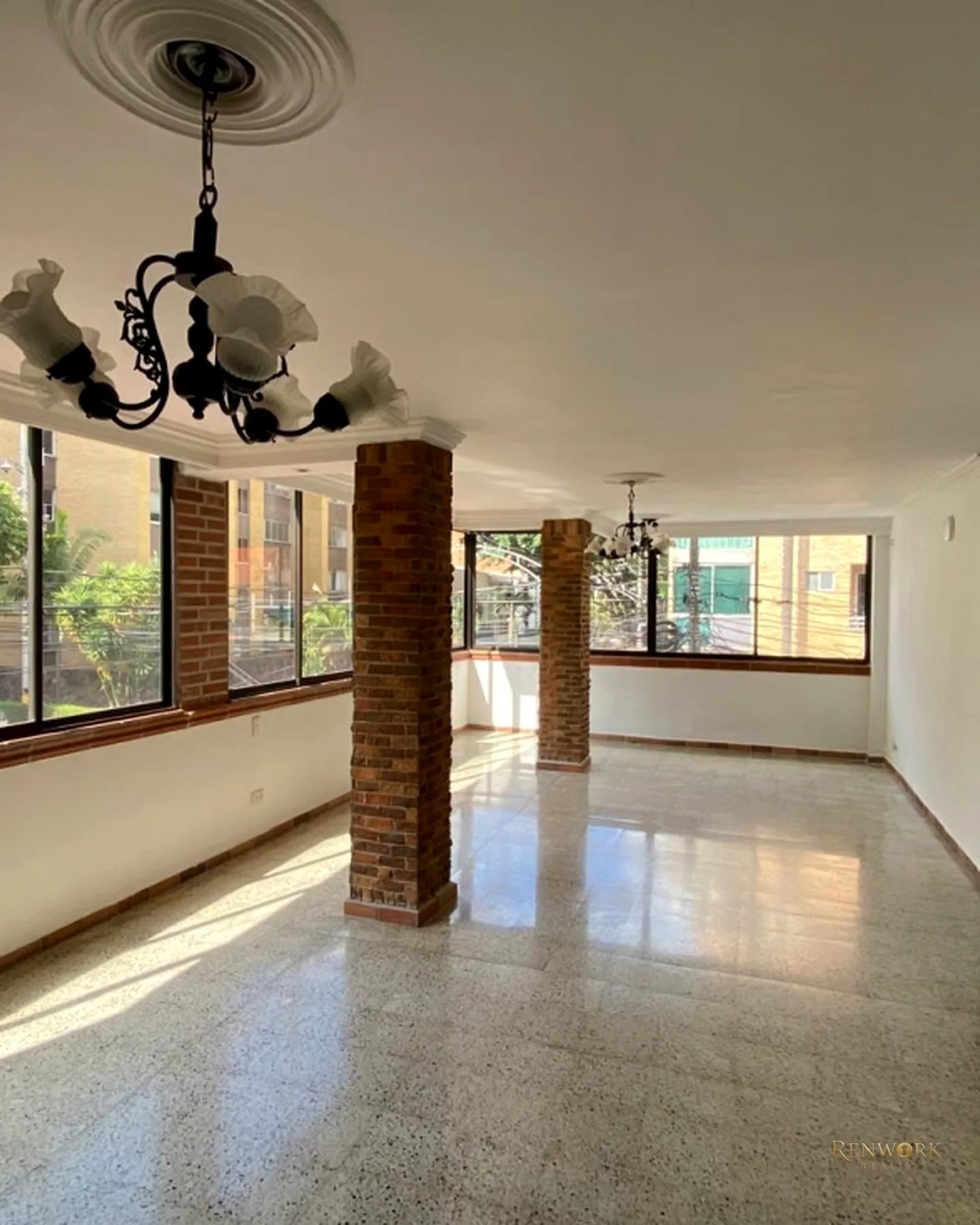 APARTAMENTO EN VENTA EN LAURELES, CERCA AL SEGUNDO PARQUE DE LAURELES · foto 4