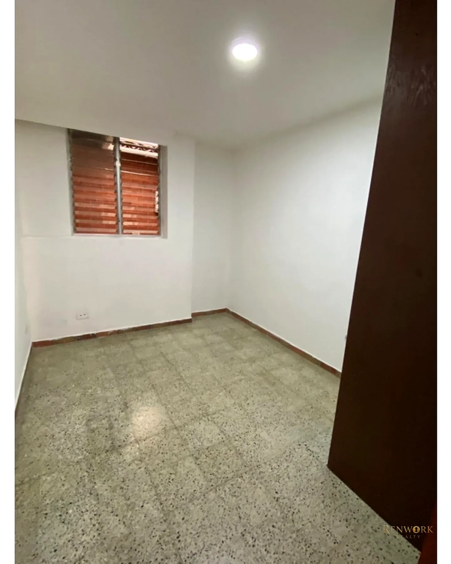 APARTAMENTO EN VENTA EN LAURELES, CERCA AL SEGUNDO PARQUE DE LAURELES · foto 5