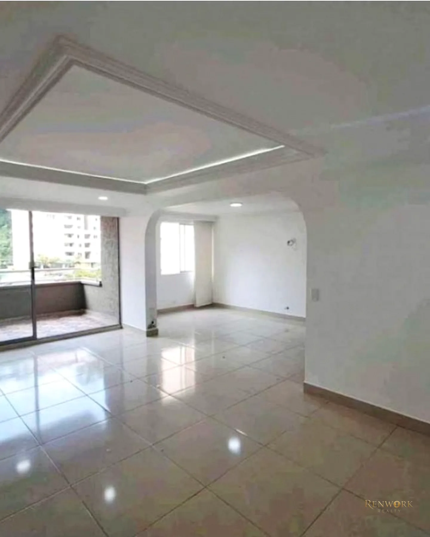 APARTAMENTO EN VENTA EN LAURELES · foto 2