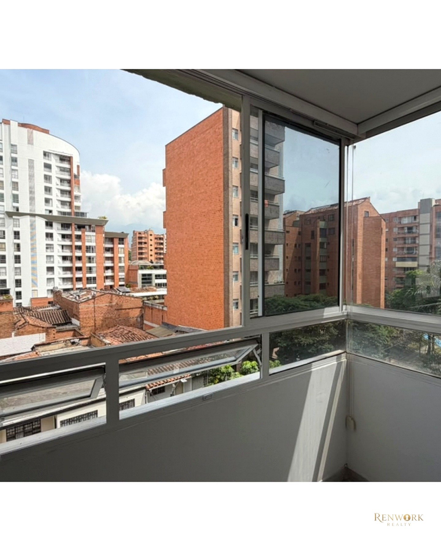 APARTAMENTO EN VENTA EN LAURELES · foto 2