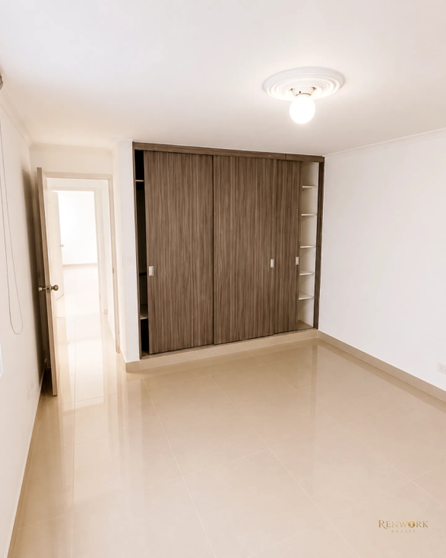 APARTAMENTO EN VENTA EN LAURELES MEDELLÍN CERCA AL PRIMER PARQUE · foto 7