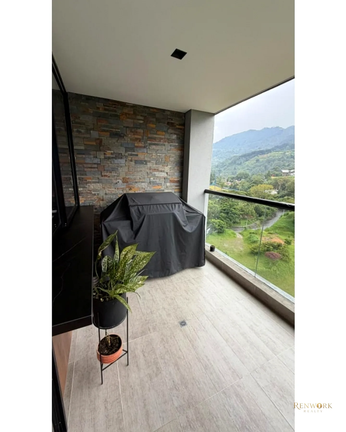 APARTAMENTO EN VENTA EN LOMA DE LAS BRUJAS · foto 18