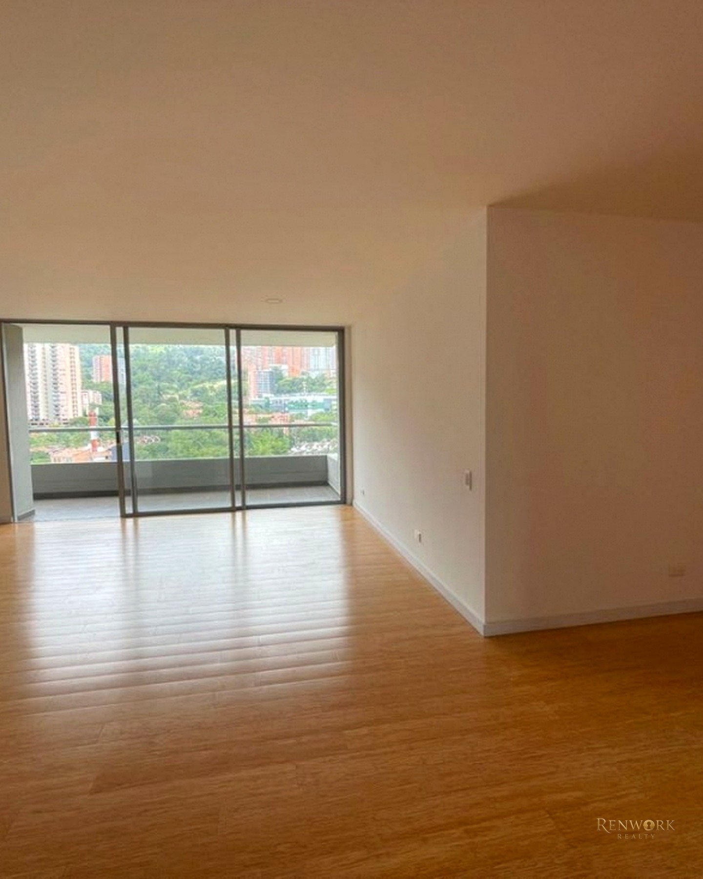 APARTAMENTO EN VENTA ENVIGADO CUMBRES · foto 3