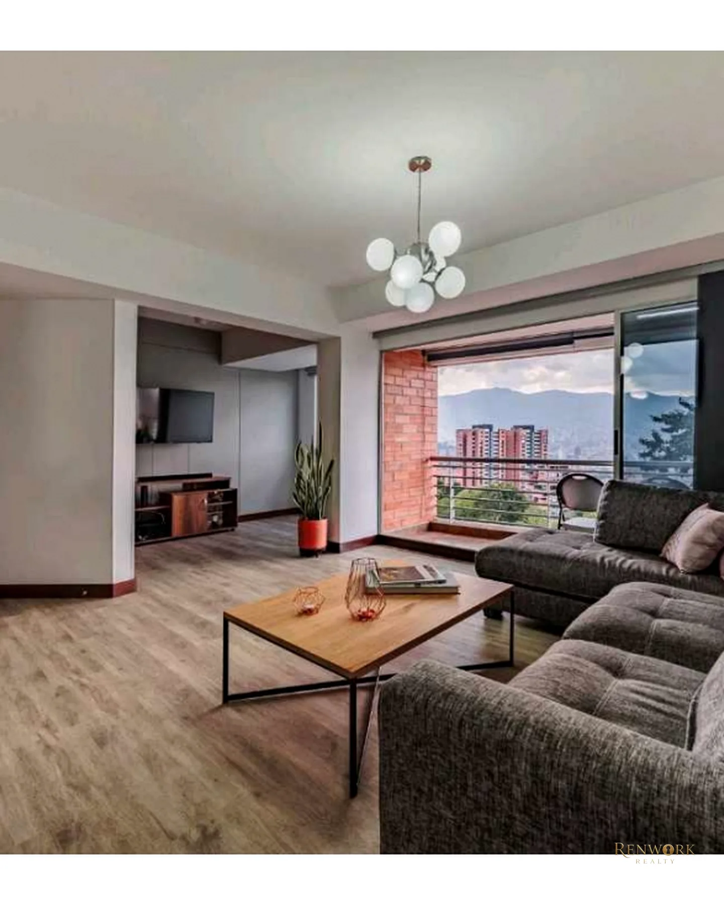 APARTAMENTO EN VENTA, ENVIGADO, LOMA DEL ESCOBERO. · foto 4