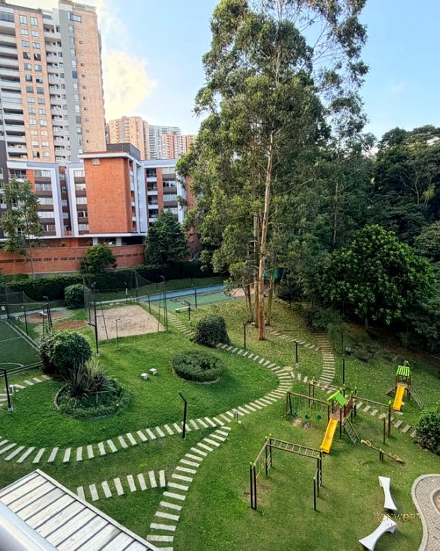 APARTAMENTO EN VENTA ENVIGADO LOMA LAS BRUJAS · foto 10