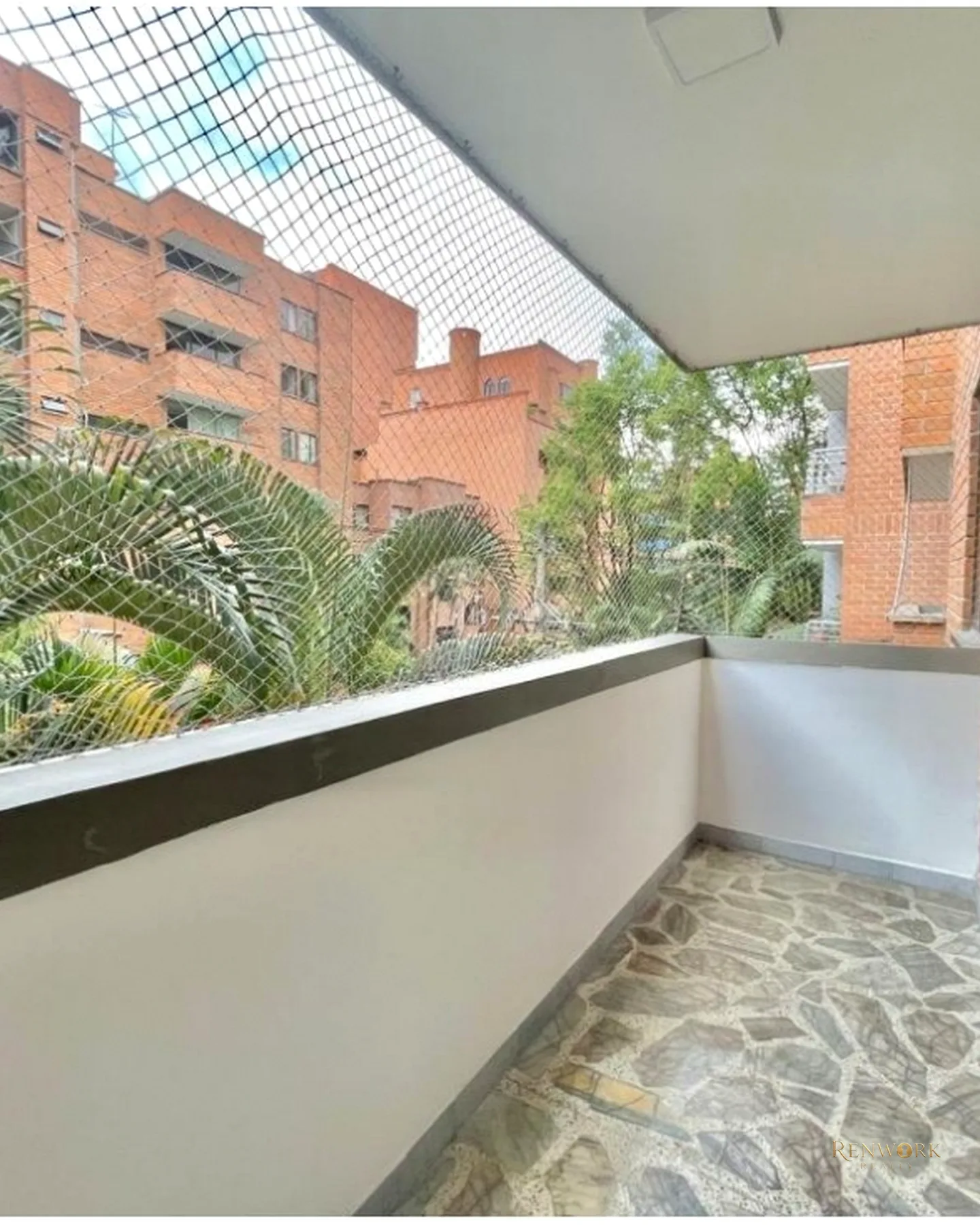 APARTAMENTO EN VENTA LAURELES · foto 4