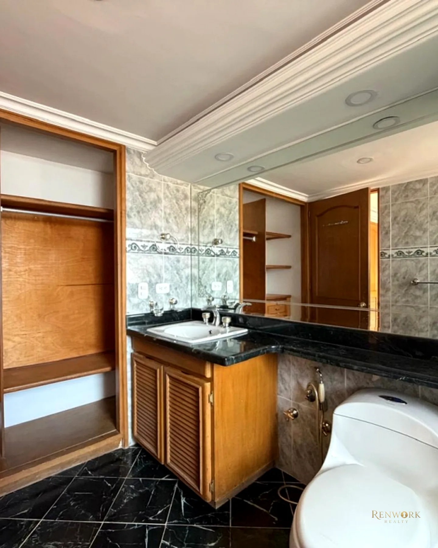 APARTAMENTO EN VENTA / LAURELES · foto 6