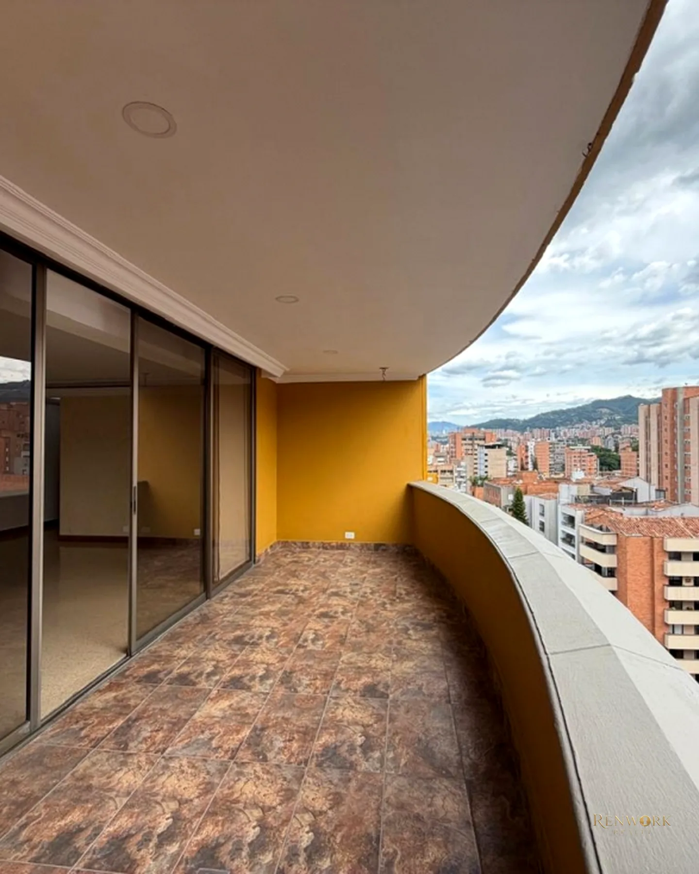 APARTAMENTO EN VENTA / LAURELES · foto 19