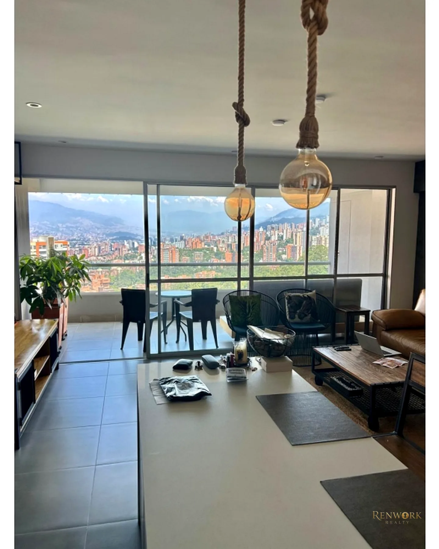 APARTAMENTO EN VENTA LOMA DE LAS BRUJAS, ENVIGADO · foto 2