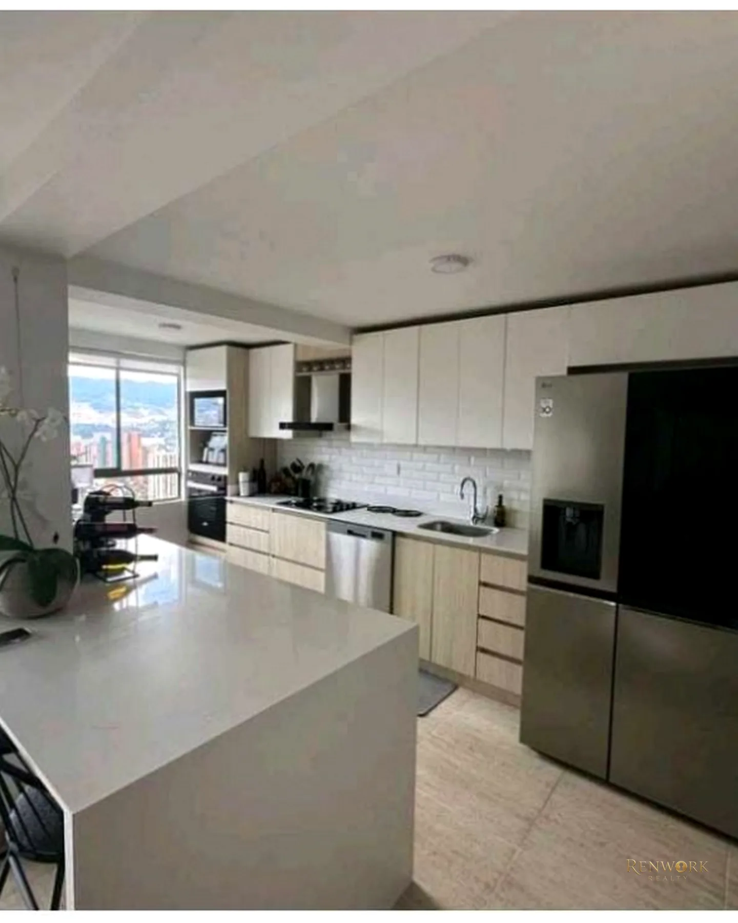 APARTAMENTO EN VENTA LOMA DE LOS BERNAL · foto 4