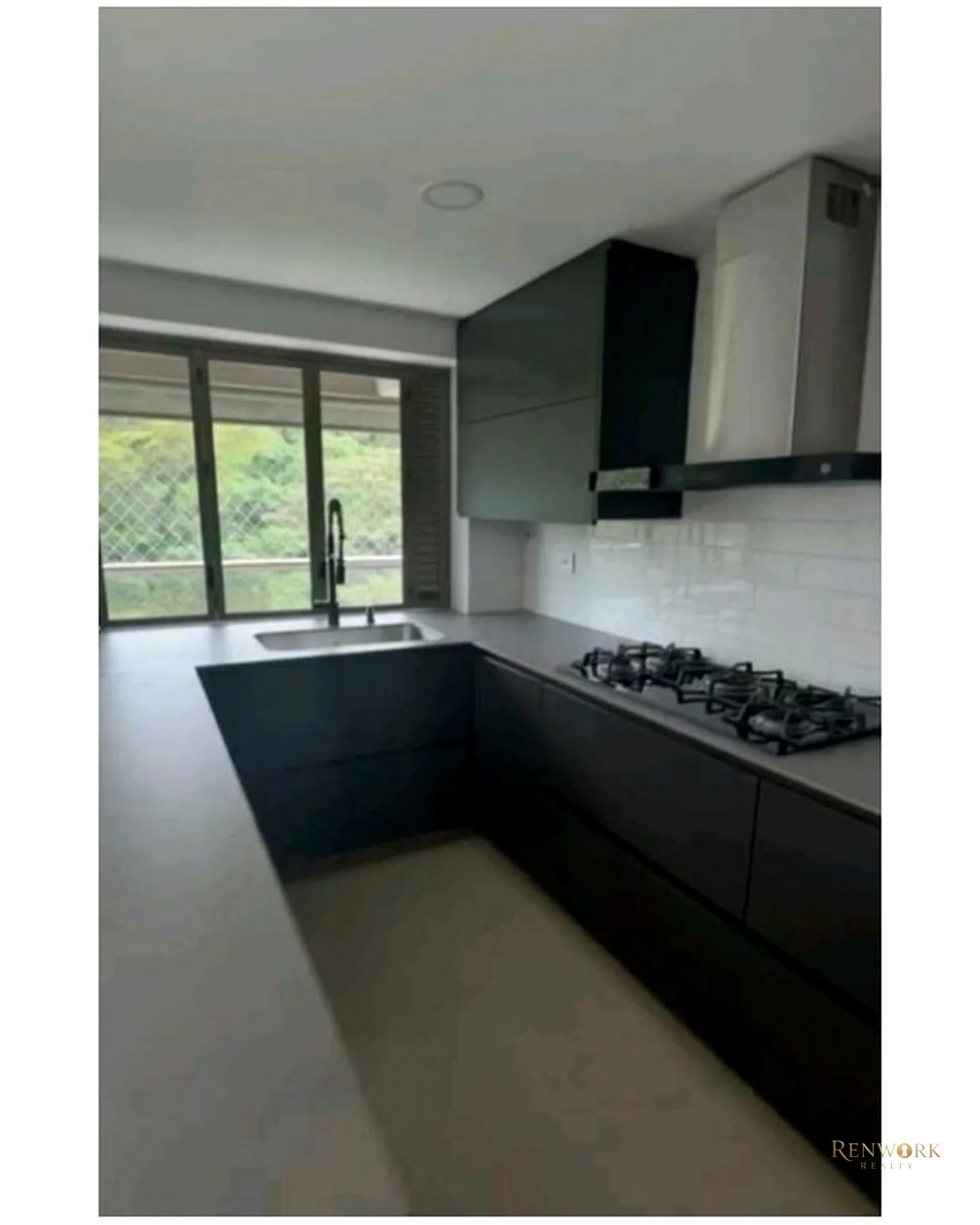 APARTAMENTO EN VENTA LOMA DE LOS BERNAL · foto 2