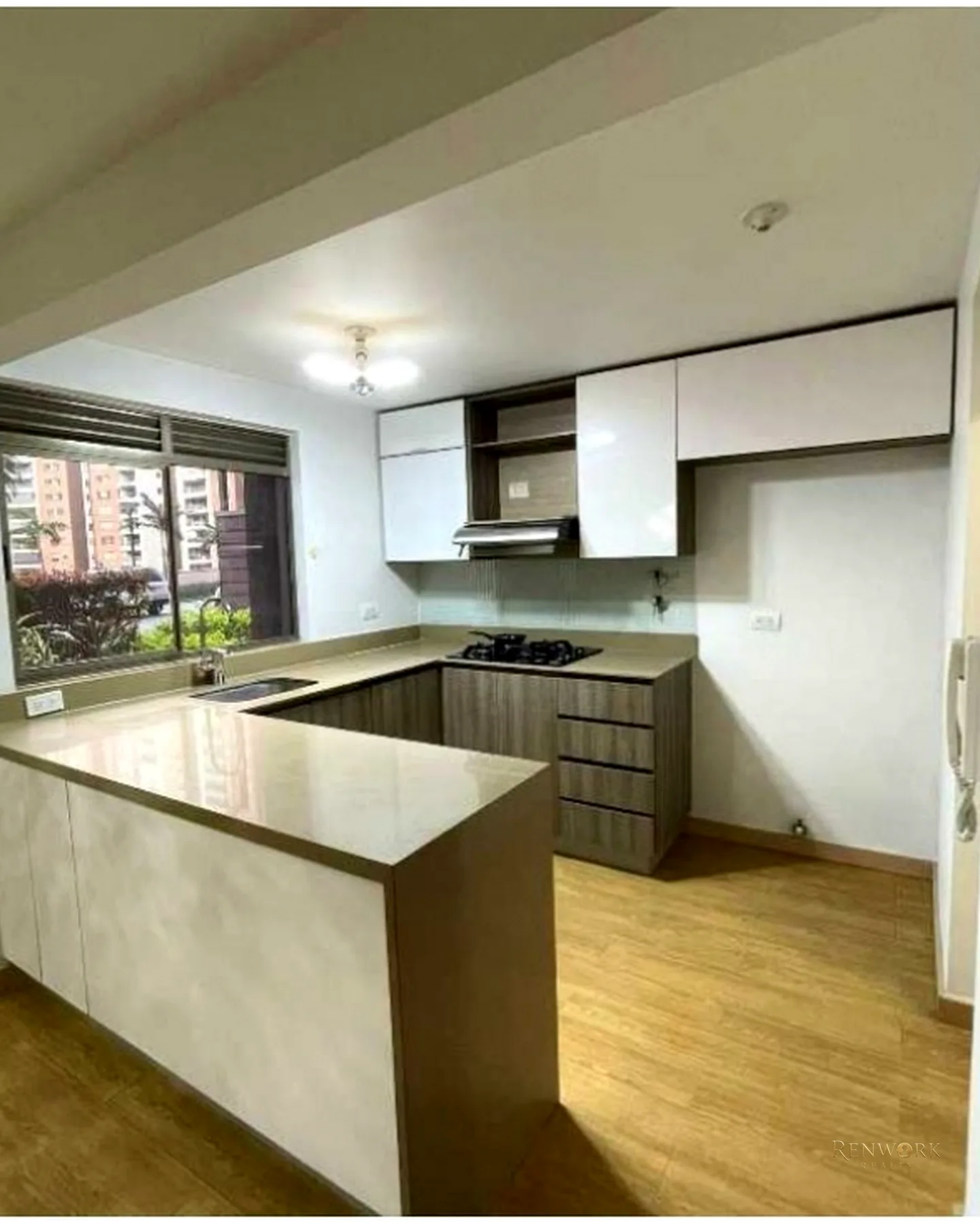 APARTAMENTO EN VENTA LOMA DE LOS BERNAL · foto 3