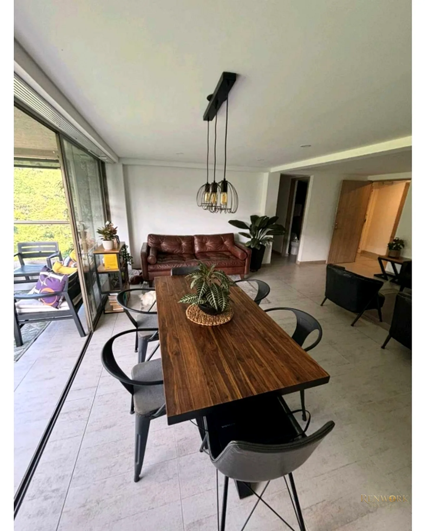 APARTAMENTO EN VENTA LOMA DE LOS BERNAL MEDELLÍN. · foto 6