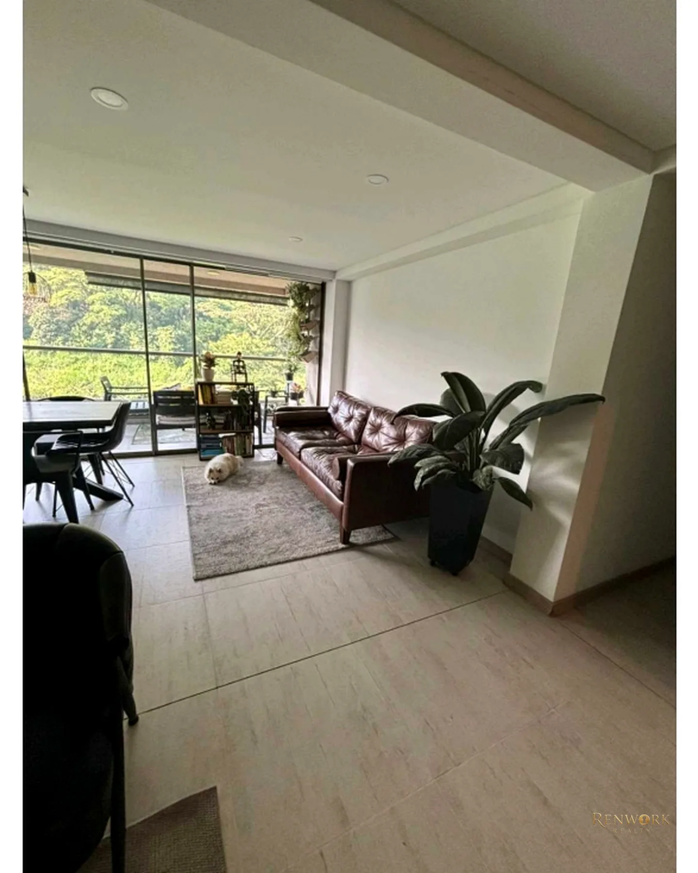 APARTAMENTO EN VENTA LOMA DE LOS BERNAL MEDELLÍN. · foto 1