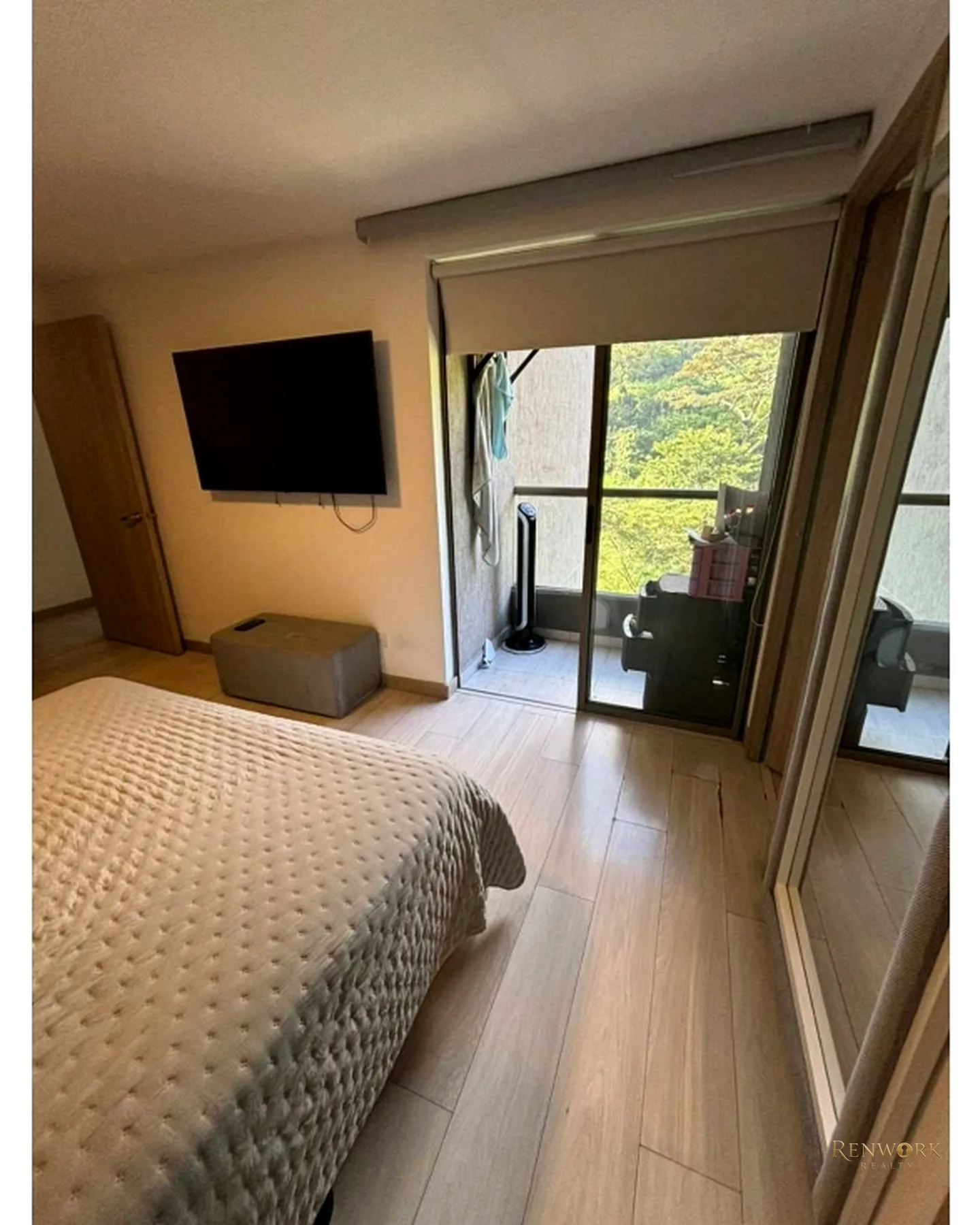 APARTAMENTO EN VENTA LOMA DE LOS BERNAL MEDELLÍN. · foto 18